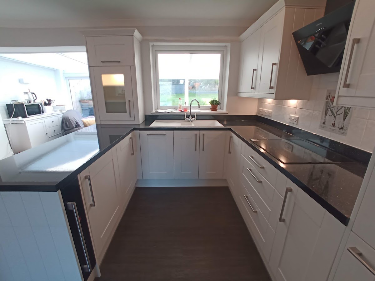 Nathan Sparkes Kitchen Fitter